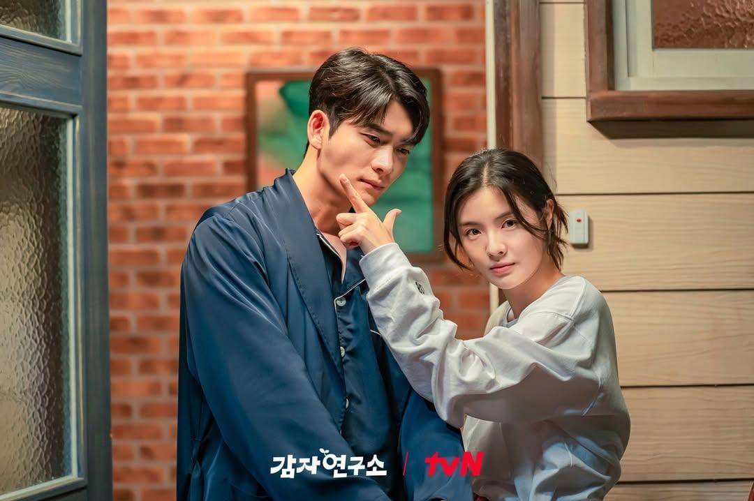 Kang Tae Oh dan Lee Sun Bin di drama The Potato Lab (instagram.com/tvn_drama)